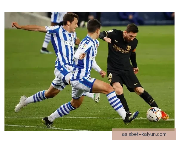 加拉塔萨雷在赛季初期比赛节奏逐渐适应，状态回暖值得关注