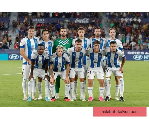 西甲塞维利亚近期表现稳健，球队复兴之路值得关注