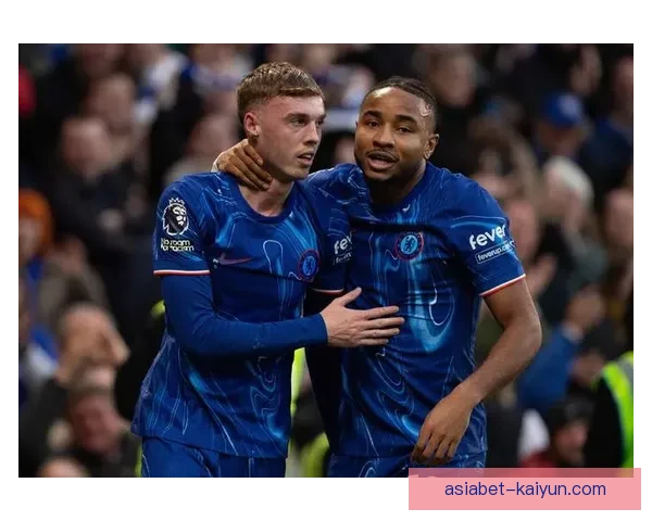 英超维拉埃梅里续约消息发布，球队未来更具竞争力